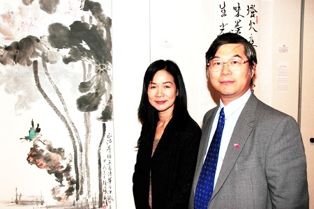 Ngan Siu-Mui and Mr Chen Pengshan from the People's Republic of China Embassy