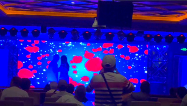 Jean-Yves Pelletier, Spectacle de Tango Argentin, Croisière sur le Yangtsé, Chine 2024