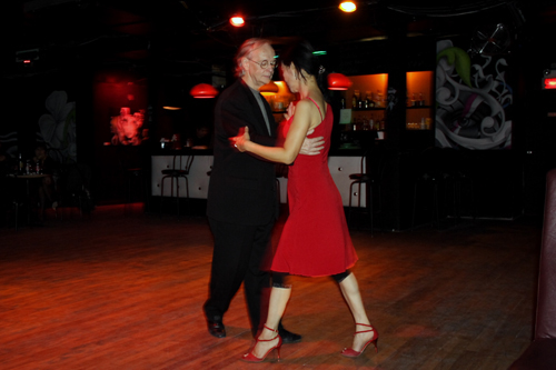 Jean-Yves Pelletier, Ngan Siu Mui, [Couple de tango] par Photographie de Douglas Rideout 2008